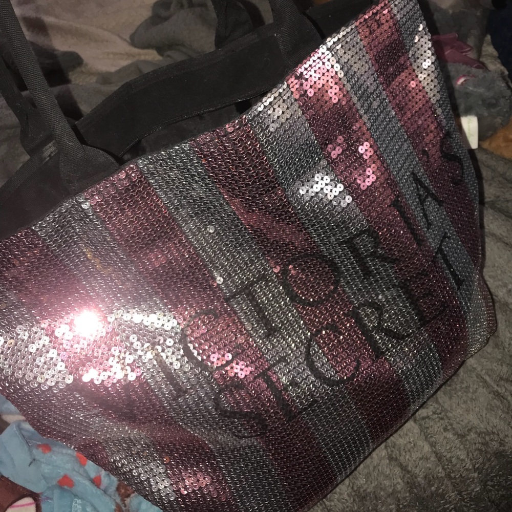 Victoria’s Secret tote
